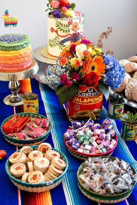 Mexican Theme Baby Shower, Mexican Fiesta Birthday Party, Mexican Theme Party Decorations, Mexican Baby Shower, Mexican Birthday Parties, Mexican Themed Weddings, Mexican Babies, Mexican Party Decorations, Mexican Fiesta Party