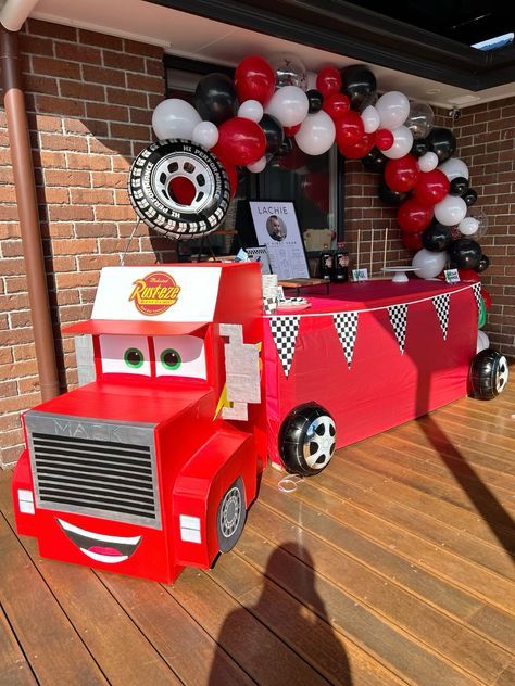 1st Bday Cars Theme, Cars Mcqueen Birthday Party Ideas, Cars 3rd Birthday Party Ideas, Disney Cars 2 Fast Birthday, Mack Birthday Party, Disney Car Birthday Party Ideas, Disney Cars Balloon Arch, Mcqueen Party Decoration, Cars Themed Party Ideas