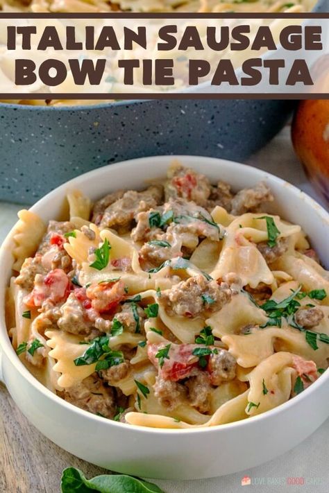 Sausage Bow Tie Pasta, Resep Pasta, Bow Tie Pasta, Italian Sausage Recipes, God Mad, Bowtie Pasta, Pasta Dinners, Pasta Dinner Recipes, Kielbasa