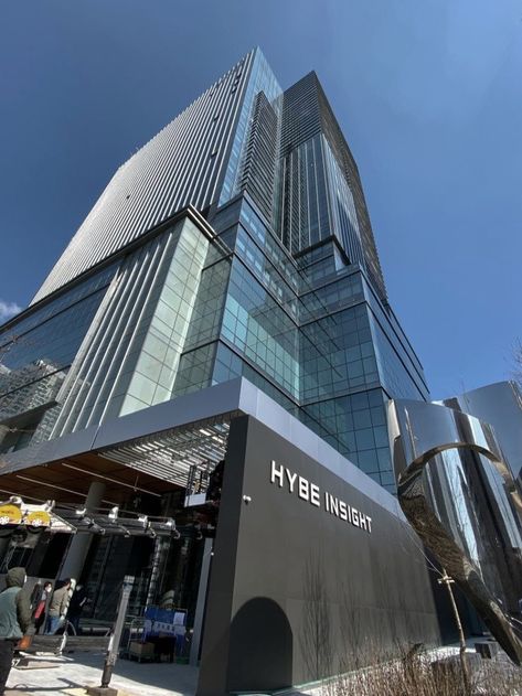 Hybe Building, Hybe Insight, Seoul Korea Travel, Building Aesthetic, South Korea Seoul, Career Vision Board, Dream Motivation, Dream Music, South Korea Travel