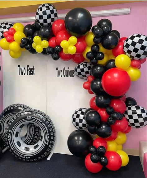 DIY RACE CAR BALLOON ARCH KIT #balloons #balloonarch #balloongarland #balloondecor #balloonbackdrop #partyideasforkids #partydecoration #partydeco #birthdayparty #birthdaypartyideas #birthdaydecoration #shopsmall #shopsmallbiz #racecarbirthday #racecar #boybirthdayparties #boybirthdayparty Nascar Balloon Arch, Racing Balloon Arch, Cars Balloon Decorations, Cars Balloon Arch, Car Balloon Decorations, Car Balloon Garland, Balloon Styling, Toddler Birthday Themes, Car Balloon