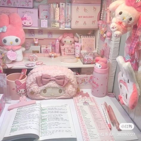 My Melody Room Ideas, Sanrio Studying, Sanrio Bedroom, Neutral Bedroom Ideas, Hello Kitty Room Decor, Studera Motivation, Kawaii Room Ideas, Home Vibes, Dreamy Decor