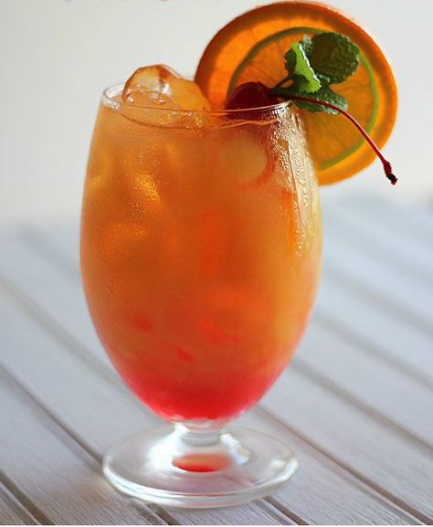 Mai Tai Drink, Tropisk Fest, Mai Tai Recipe, Prosecco Cocktails, Easy Recipes For Beginners, Danish Food, Homemade Drinks, Party Food And Drinks, Swedish Recipes