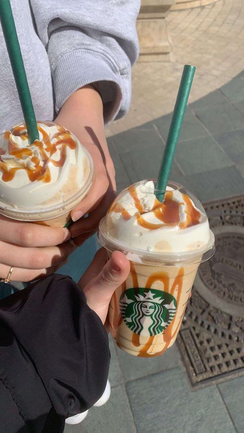 #aesthetic #coffee #coffeelovers #starbucks #budapest #frappuccino Frappuccino Aesthetic, Starbucks Girl, Study Trip, Food Content, Aesthetic Coffee, Starbucks Drinks, Ideas For Instagram Photos, City Trip, Culture Travel