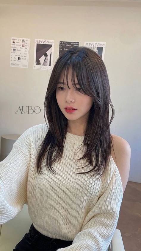 Asian Haircut, Hair Style Korea, Hair Inspiration Long, Hairstyles For Layered Hair, Girl Haircuts, Haircuts For Medium Hair, Haircuts Straight Hair, Asian Hair, Haircuts With Bangs