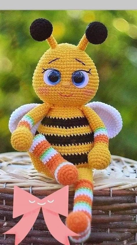 Knitted Stuffed Animals, Disney Crochet Patterns, Crochet Animal Amigurumi, Crochet Geek, Crochet Bee, Crochet Baby Toys, Crochet Dragon, Crochet Animals Free Patterns, 자수 디자인