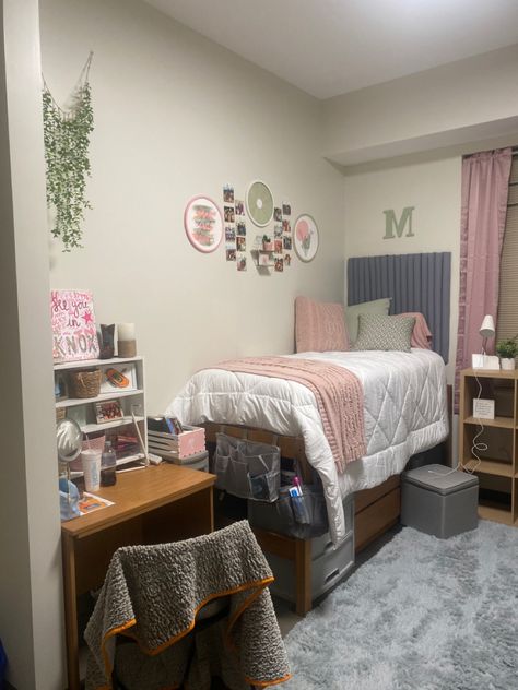 university of tennessee dorm geier utk, sage green and pink, greenery Sage Green And Light Pink Dorm Room, University Of Tennessee Dorm Room, Pink And Sage Dorm Room, Sage Green And White Dorm Room, Dorm Room Ideas Sage Green And Pink, Pink And Green Dorm Decor, Pink Green And White Dorm Room, Sage Green And Pink Room, Pink And Sage Green Dorm