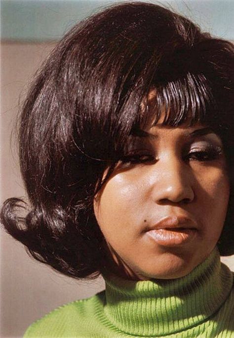 Swinging Sixties, Vintage Black Glamour, Women In Music, Celebrity Trends, Black Music, Aretha Franklin, Natural Women, American Woman, Soul Music