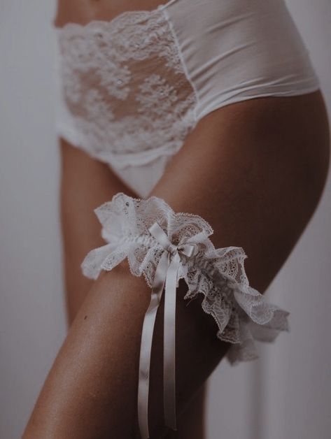 Wedding Day Lingerie Photoshoot, Bride Bodouir, Bridal Boudiour Poloroid Ideas, Lingerie For Bride, Feather Chandelier, Bride Dress Simple, Bride Lingerie, Living Life To The Fullest, Dream Wedding Decorations