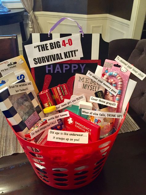 40th birthday survival kit for a woman (most things from dollar tree!) Birthday Survival Kit, 40th Birthday Presents, 40th Bday Ideas, 20th Birthday Gift, 40th Birthday Gifts For Women, Anniversaire Diy, 40th Birthday Decorations, Survival Kits, 40th Gifts