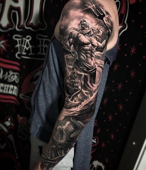 Zues Tattoo, Tato Salib, Nautical Tattoo Sleeve, Realistisches Tattoo, Poseidon Tattoo, Zeus Tattoo, Realistic Tattoo Sleeve, Skull Sleeve Tattoos, Men Tattoos Arm Sleeve