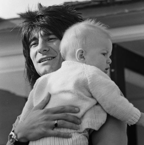 Glimmer Twins, Jo Wood, Bob Geldof, Ron Woods, Children Of Men, Ronnie Wood, Family Man, Stone World, Becoming A Father