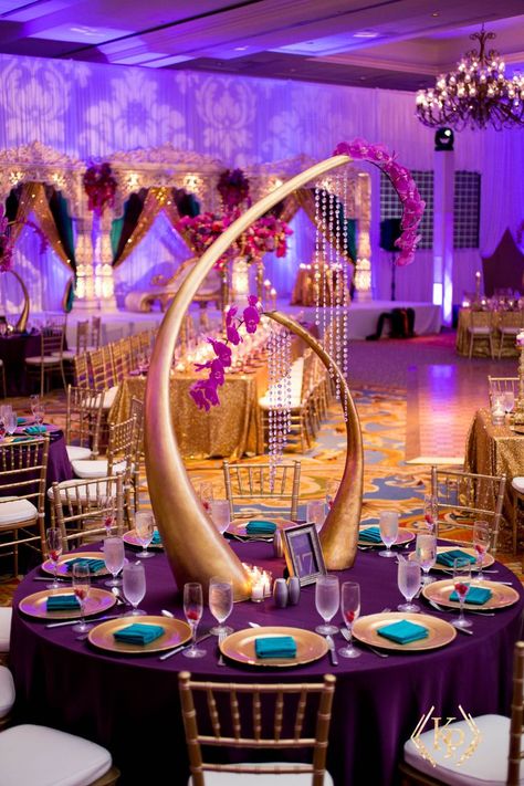 Arabian Nights Wedding Theme, Arabian Theme Party, Aladdin Wedding Theme, Arabian Nights Prom, Arabian Nights Wedding, Arabian Nights Theme Party, Aladdin Theme, Aladdin Wedding, Arabian Party