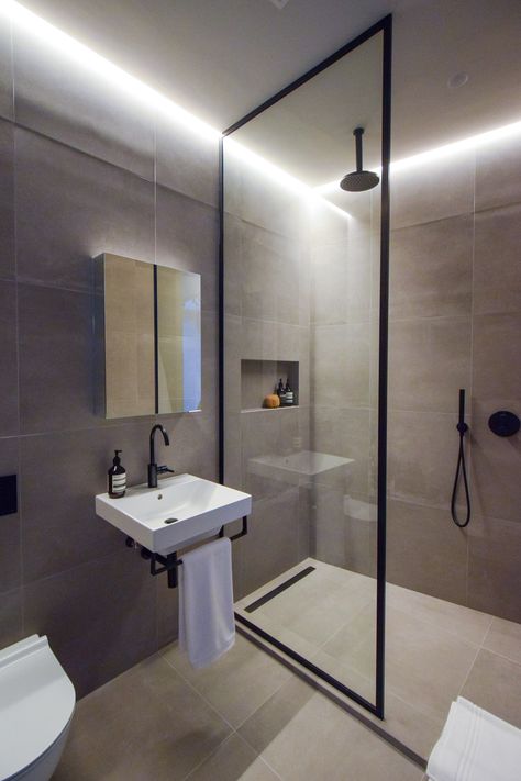 Black Shower Screen Bathroom Ideas, Small Modern Shower Rooms, Glass Shower Screen Walk In, Toilet Shower Screen, Monsoon Shower Bathroom, Shower Screen With Door, Black Frame Shower Screen, Shower Black Frame, Shower Cabin Glass Design