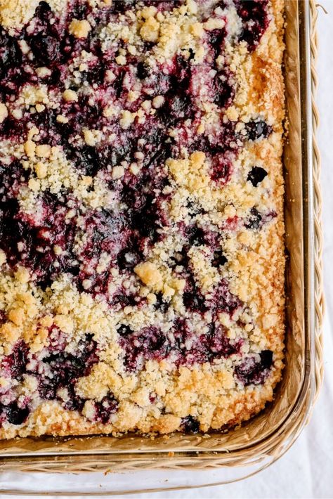 Blackberry Pie Bars, Blueberry Coffee Cake Recipe, Blueberry Crumb Bars, Blueberry Crumb Cake, Homemade Bisquick, Blackberry Pie, Streusel Coffee Cake, Blueberry Coffee, Blueberry Coffee Cake