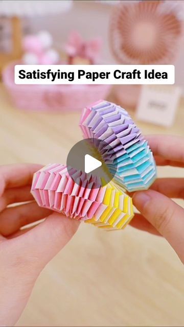 Diy Paper Weaving, Thing To Make With Paper Easy, Fun Origami Ideas, Fun Crafts To Do At Home With Paper, Only Paper Crafts, How To Do Crafts, Folded Paper Crafts, Paper Art And Craft Ideas, Cute Paper Crafts Origami