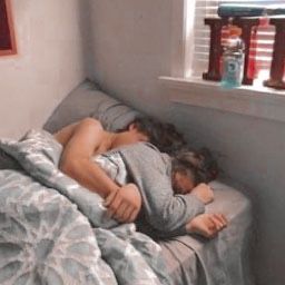 Sleep With Boyfriend, Couples Sleeping Together, 90s Photos, Couple Sleeping, Cute Couples Cuddling, Hugging Couple, Relatable Crush Posts, Aesthetic Couple, Couple Goals Teenagers