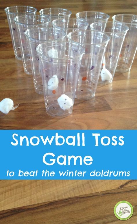 Simple game to keep kids busy during Christmas break! http://www.greenkidcrafts.com/snowball-toss-game/ Snowball Toss Game, Snowball Toss, Xmas Games, Christmas Games For Kids, Holiday Party Games, Kids Christmas Party, Holiday Games, Toss Game, Christmas Break