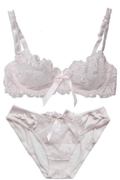 Puppy Girl, Pretty Bras, Lace Bra Set, Costume Inspo, Cute Bras, Soft Aesthetic, Cute Lingerie, Night Night, Pretty Lingerie