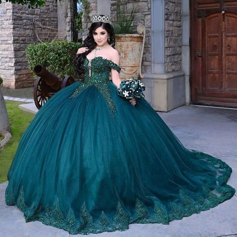 Emerald Green Sweetheart Quinceanera Dresses for Sweet 15 Year Sexy Off the Shoulder Puffy Lace Emerald Green 15 Dresses Quinceanera, Emerald Green 15 Dress, Green Quinceanera Dresses, 15 Dresses Quinceanera, Sweet 15, Quince Dresses, 15 Dresses, Quinceanera Dresses, Lace Applique