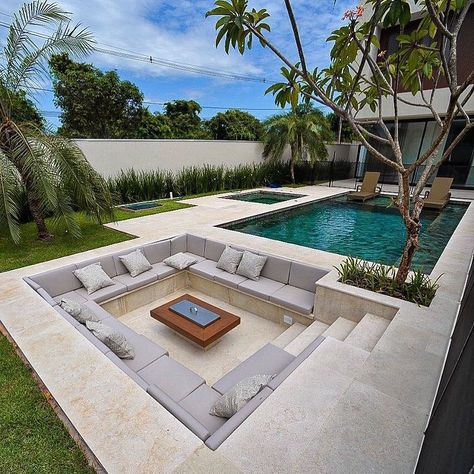 Sunken Sitting Area Outdoor, Sunken Pool, Luxury Pools Backyard, Dream Backyard Pool, Outdoor Pool Area, Pool Remodel, Outdoor Sitting Area, Pool Landscape Design, Outdoor Patio Space