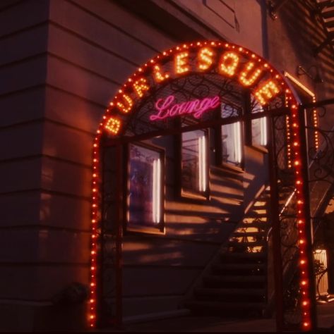 Burlesque Aesthetic, Burlesque Theme, Burlesque Party, Burlesque Movie, Vulture Culture, Clubbing Aesthetic, Guys And Dolls, Aesthetic Red, Aesthetic Tumblr