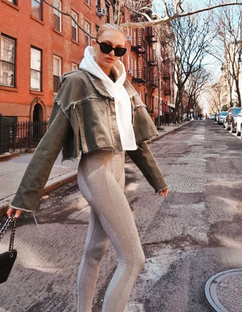 Romee Strijd Street Style, Romee Strijd Outfits, Romee Strijd Style, Free Characters, Romee Strijd, Trendy Fashion Outfits, Victoria Secret Angels, Stories Instagram, Things To Buy