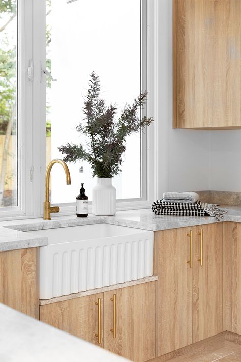 Fluted Farmhouse Sink, Farm Style Sink Kitchen, Large Laundry Sink, Farmhouse Laundry Sink, Farmhouse Sink Laundry, Modern Farmhouse Kitchen Sink, Farmhouse Sink Bathroom, Farm Kitchen Sink, Timber Cabinetry