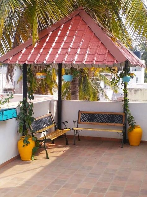 Klein Balkon Decor, Terrace Garden Ideas, Terrace Garden Design, Terrace Decor, Rooftop Terrace Design, Indian Home Design, Corner Space, Indian Home Interior, Small Balcony Decor