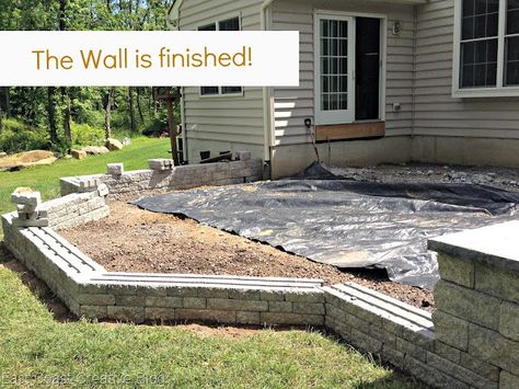 Build A Patio, Stone Terrace, Diy Patio Ideas, Stone Backyard, Diy Patio Pavers, Patio Floor, Building A Patio, Cement Patio, Raised Patio