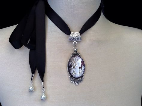 Cameo necklace cameo choker cameo jewelry vintage cameo | Etsy Cameo Choker, Victorian Choker, Goth Outfit, Bridal Jewelry Vintage, Formal Jewelry, Royal Aesthetic, Bridal Fashion Jewelry, Cameo Jewelry, Witchy Jewelry