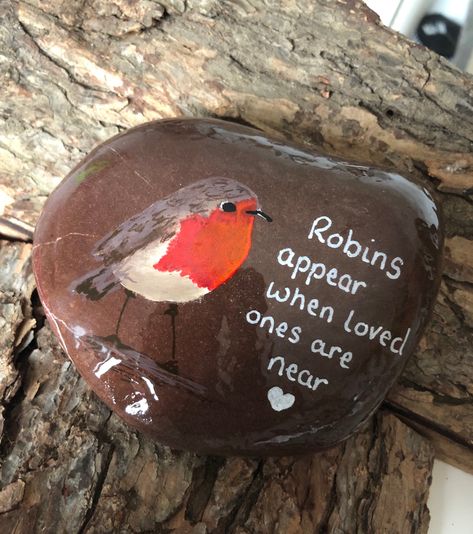 Memorial Stones Diy, Painted Rock Garden, Garden Memorial, Grave Markers, Painted Rocks Kids, Crafts For Seniors, Painted Rocks Diy, Stones Diy, Memorial Stones