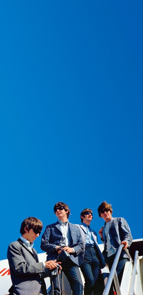 The Who Wallpaper, Classic Rock Wallpapers, Beatles Aesthetic Wallpaper, Beetles Wallpaper Band, The Beatles Lockscreen, Rock Band Wallpaper, The Beatles Halloween, Beatles Laptop Wallpaper, The Beatles Wallpaper Aesthetic