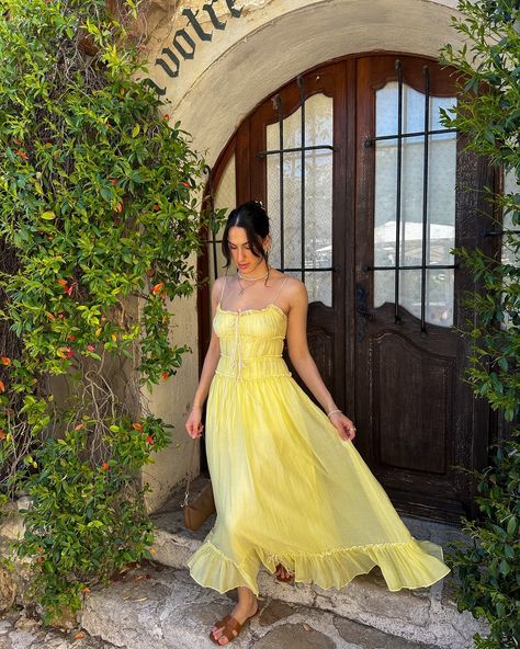 Lemon yellow dress