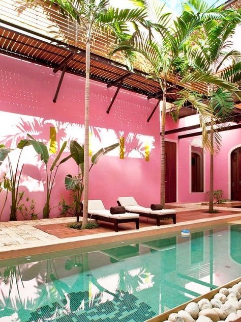 Mexico Honeymoon, Murs Roses, Painted Patio, Spa Design, Bohol, Design Hotel, Honeymoon Destinations, Boho Home, Pink Walls