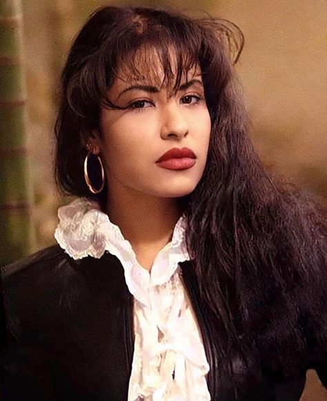 Selena Quintanilla-Peréz on Instagram: “Selena photographed by Maurice Rinaldi for her Amor Prohibido album. (1994) What's your favorite album?” Selena Selena, The Last Ride, Musica Latina, Latina Aesthetic, Selena Pictures, Selena Q, Tejano Music, Selena Quintanilla Perez, Famous Stars