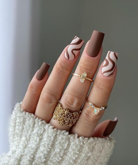 November Nails Colors, November Nails Fall, Brown Nails Design, November Nails, Square Nail Designs, Beige Nails, Matte Nails Design, Cute Summer Nails, Thanksgiving Nails