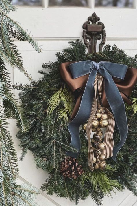 Christmas Inspo 2023, West Elm Christmas Decor, Grandpa Chic Christmas, Navy And Brown Christmas Tree, Moody Christmas Wreath, Alpine Christmas Decor, Green Black Brown Christmas Decor, Moody Holiday Decor, Pottery Barn Christmas Decor Inspiration