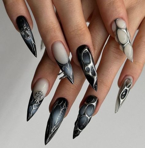 Black Jelly Chrome Nails, Dark Theme Nails, Cybersigilism Nails, Cyberpunk Nails, Futuristic Nails, Fierce Nails, Chrome Nails Designs, Punk Nails, Gothic Nails