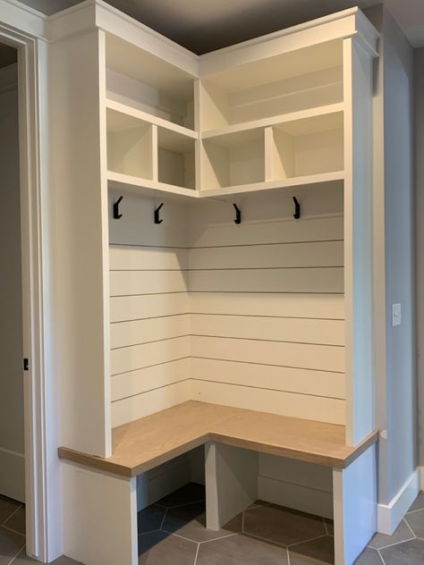 Mudroom Ideas Corner, Angled Mudroom Bench, Small Mudroom Corner, Small Corner Mudroom Bench, Corner Mud Room Ideas Entryway, Entryway Corner Built In Ideas, Drop Zone Corner, Corner Cubby Mudroom, Small Corner Drop Zone