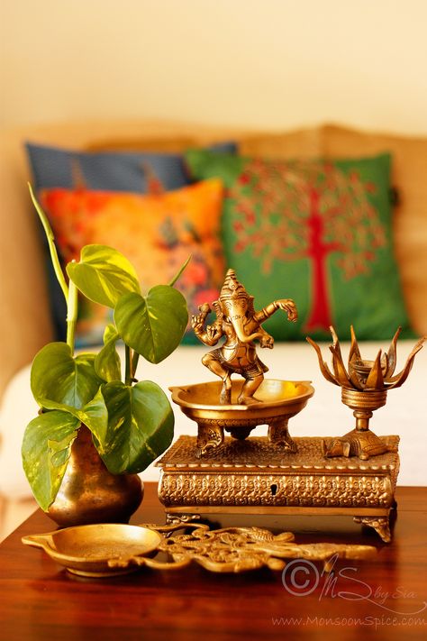 Rise up and face the day with enthusiasm... Hello Monday! I am ready for you :) Copyright of http://monsoonspice.com Puja Decoration, Decoration For Ganpati, Indian Home Interior, Indian Interiors, Ethnic Home Decor, Dekor Diy, Ethnic Decor, Pooja Room Design, Indian Homes