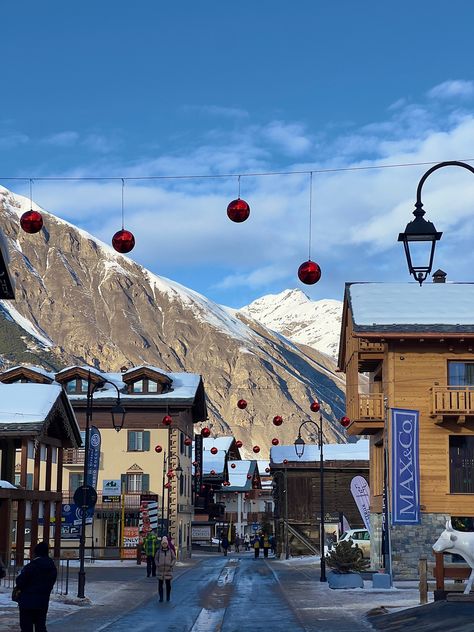 Livigno Italy Skiing, Skiing Italy, Livigno Italy, Ski Italy, Italy Mountains, Italy Winter, Ig Pics, Winter Trip, Mountains Travel