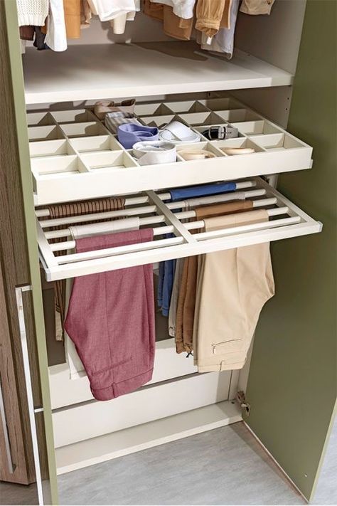 Small Closet Design Layout, Small Closet Design, Bedroom Cupboard, Dream Closet Design, Closet Design Layout, Closet Renovation, Wardrobe Interior Design, Closet Layout, Wardrobe Room