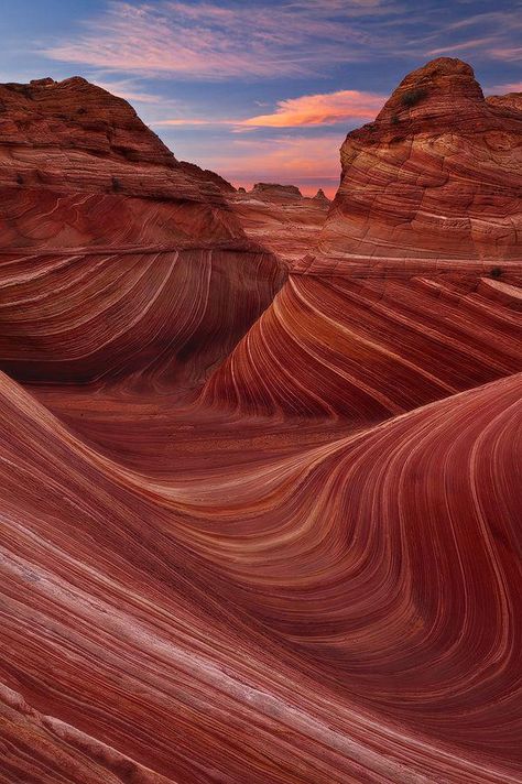 The Wave Arizona, Paria Canyon, Colorado Plateau, Earth Photos, Paint Pouring, Wedding Aesthetic, Rock Formations, Alam Yang Indah, In The Desert