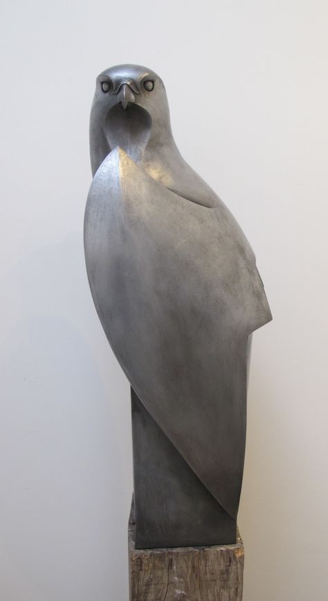 Paul Harvey Sculpture, Abstract Sculpture Ideas, Falcon Sculpture, Ceramic Birds Sculpture, Art Deco Room, Wood Sculpture Art, Art Deco Statue, Paul Harvey, Bird Sculptures