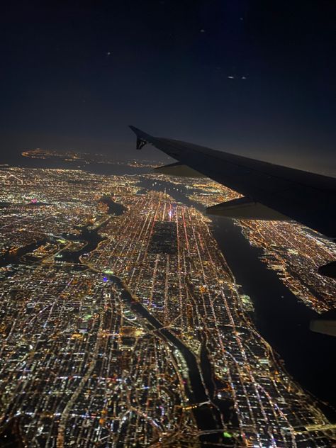 #nyc #plane #airplane #travel #night #nightlife First Class Flight Aesthetic Night, Plane Over New York, Views From Airplane, Airplane At Night Aesthetic, Nyc Plane View, Ny Night Aesthetic, New York Plane View, Plane Over City, Night Plane Aesthetic