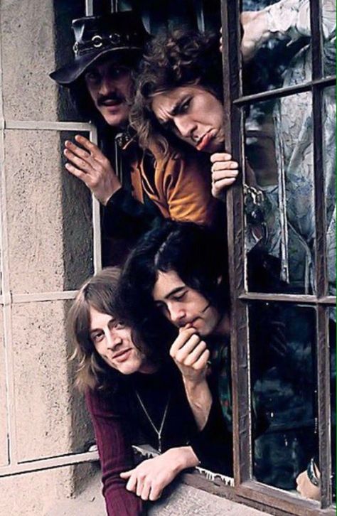 ❤️❤️❤️ Nowhere Boy, Band Photoshoot, Robert Plant Led Zeppelin, The Scorpions, John Paul Jones, Band Photography, John Bonham, Chateau Marmont, Led Zep