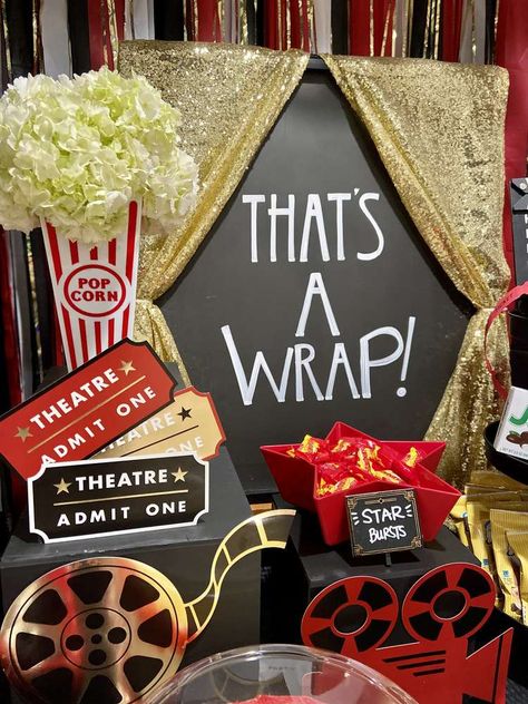 That’s a Wrap | CatchMyParty.com End Of School Party Ideas, End Of School Party, Deco Cinema, Elementary Graduation, School Party Ideas, Red Carpet Theme, 5th Grade Graduation, End Of Year Party, Hollywood Party Theme