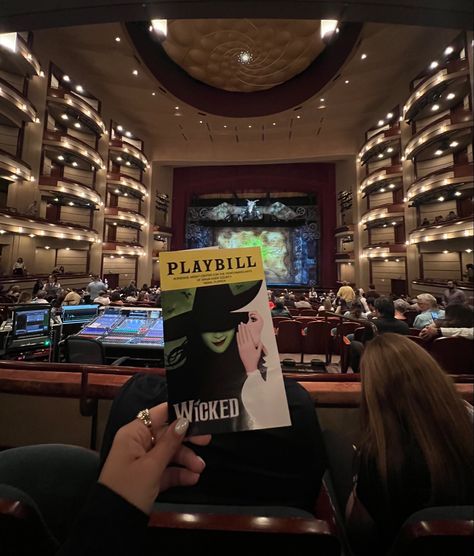 Aesthetic Broadway Pictures, Going To The Theater Aesthetic, Theatre Show Aesthetic, Broadway Musicals Aesthetic, Broadway Instagram Pictures, Wicked The Musical Aesthetic, Broadway New York Aesthetic, Broadway Musical Aesthetic, Broadway Star Aesthetic