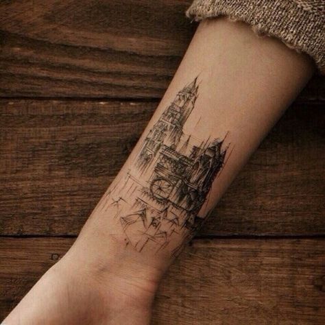 Cathedral Tattoo, Tattoo Trend, Watercolor Architecture, Cat Tattoos, Original Tattoos, Tiny Tattoo, Architecture Tattoo, Feminine Tattoos, Tattoo Models